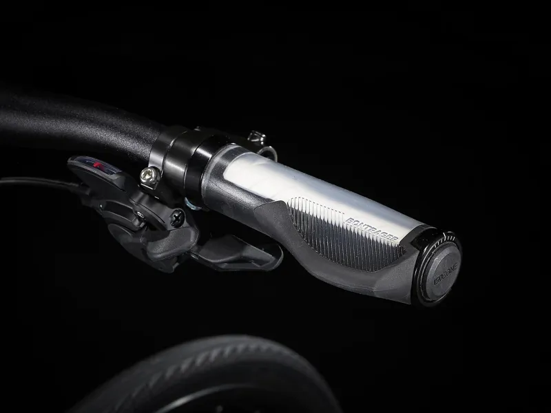 TREK FX 3 Disc Hybrid Bike in Black-1